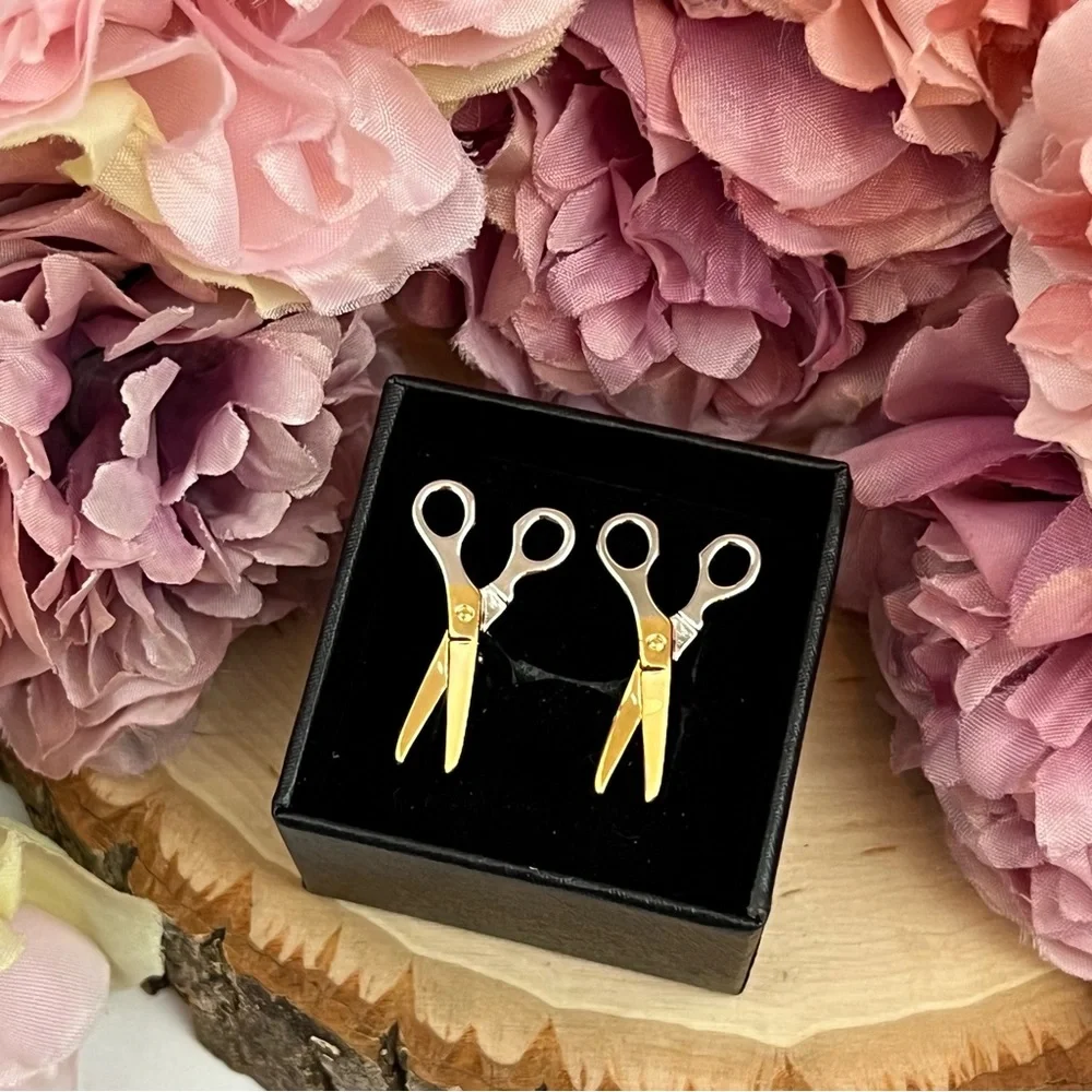 Gold and Silver Scissor Cufflinks - Picture 14 of 15